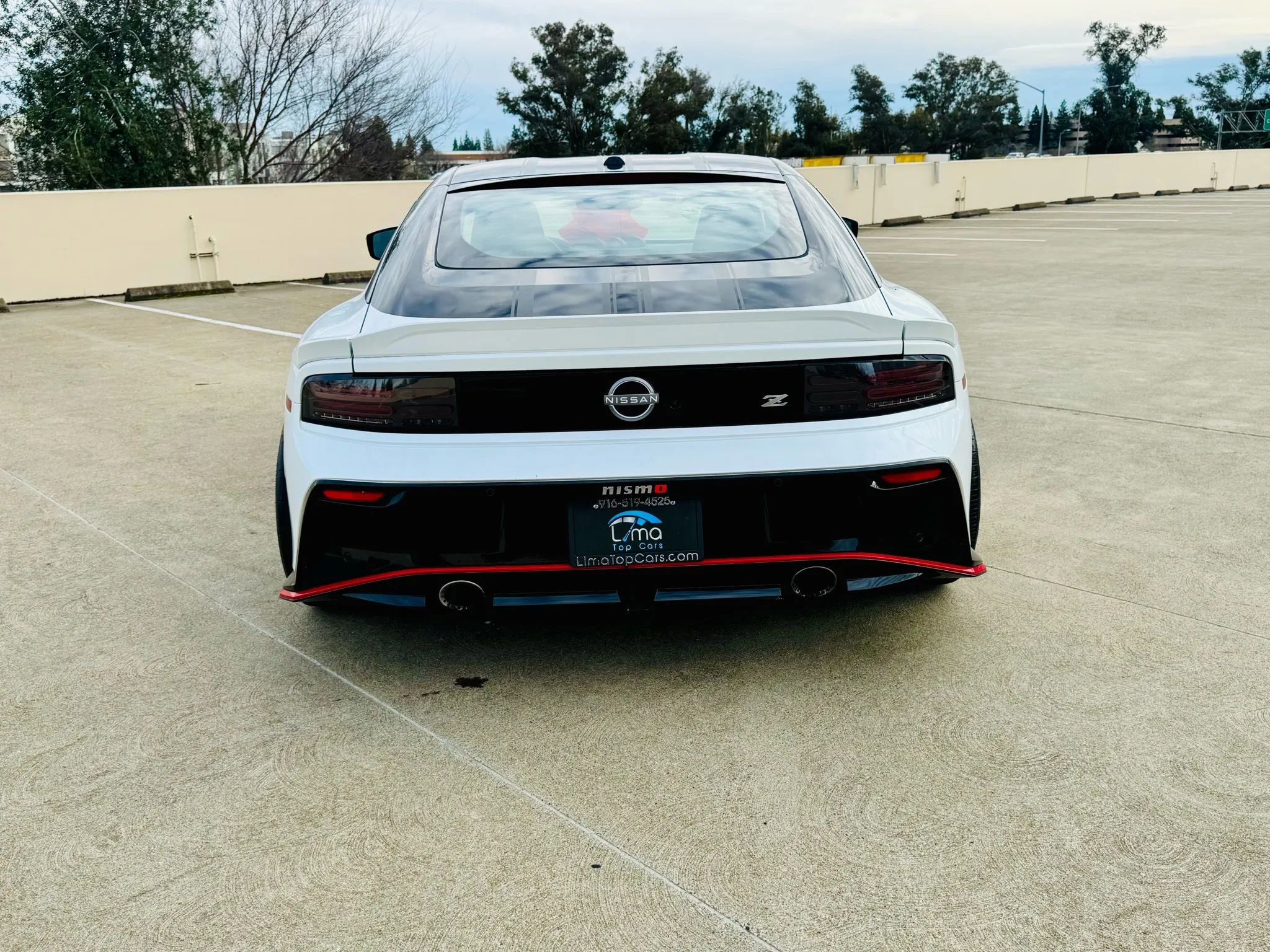 Used 2024 Nissan Z NISMO w/ Floor Mat Package image 17