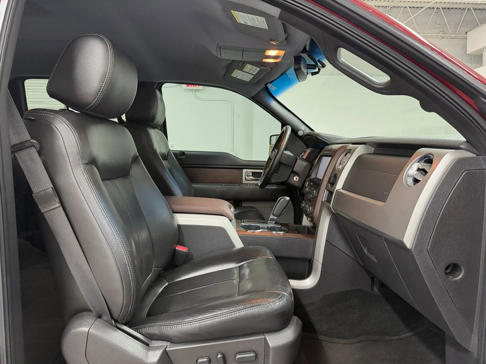 Used 2013 Ford F150 Lariat w/ Mid Equipment Group RWD image 11