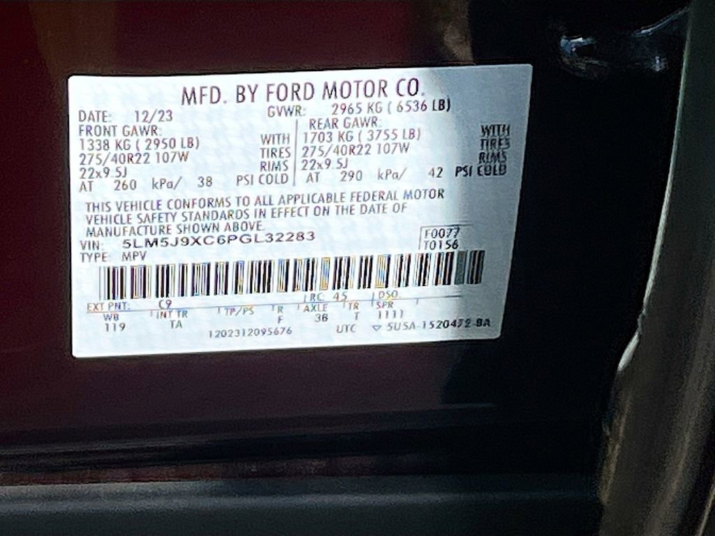 Used 2023 Lincoln Aviator Black Label w/ Dynamic Handling Package AWD/4WD image 35