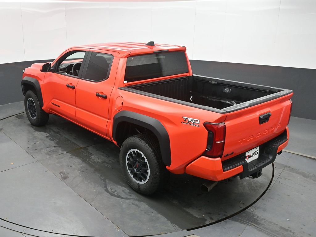 Used 2024 Toyota Tacoma TRD Off-Road AWD/4WD image 38
