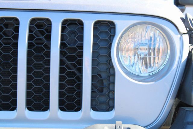 Used 2020 Jeep Gladiator Sport w/ Quick Order Package 24S AWD/4WD image 11