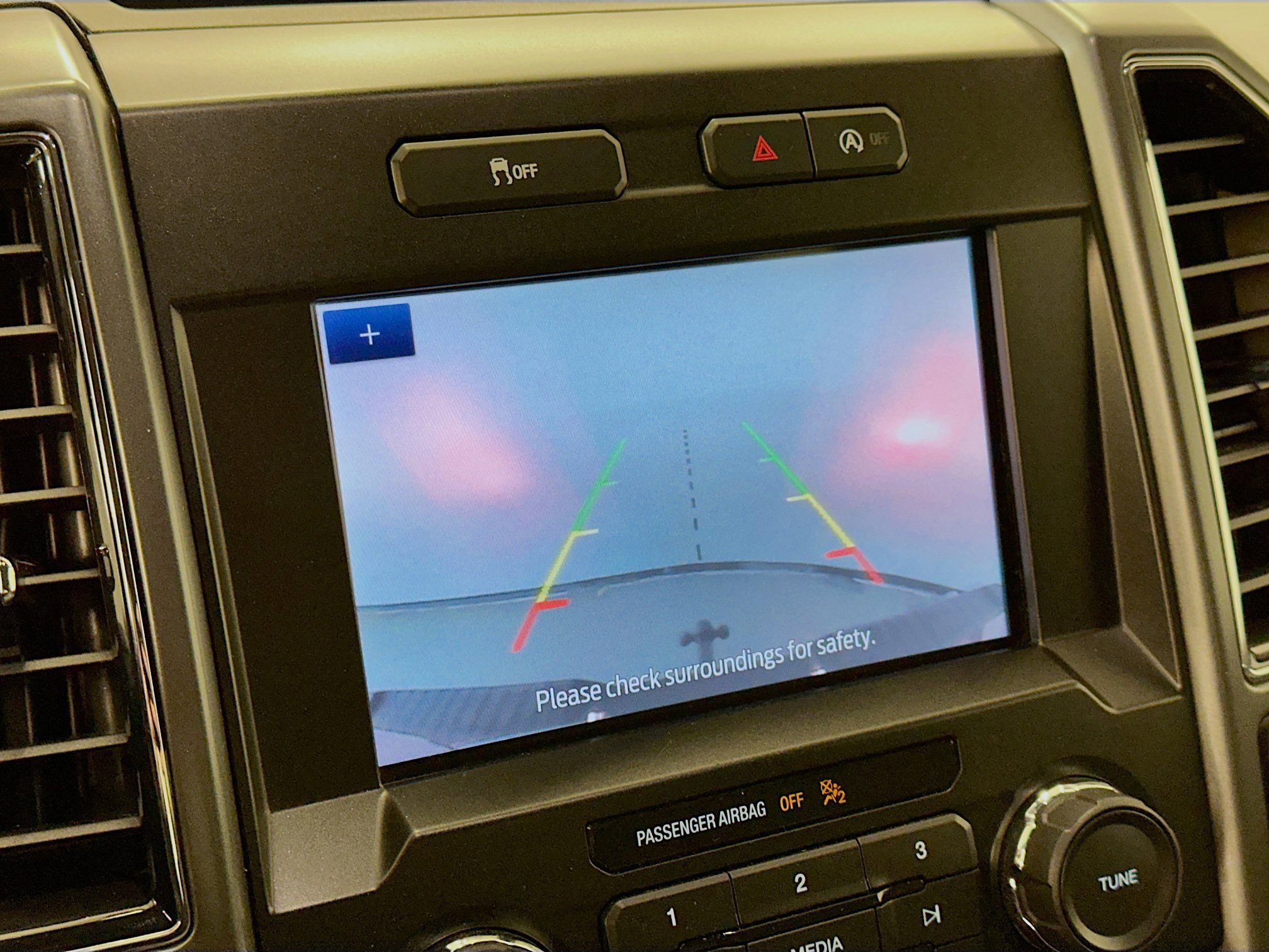 Used 2020 Ford F150 XLT image 23