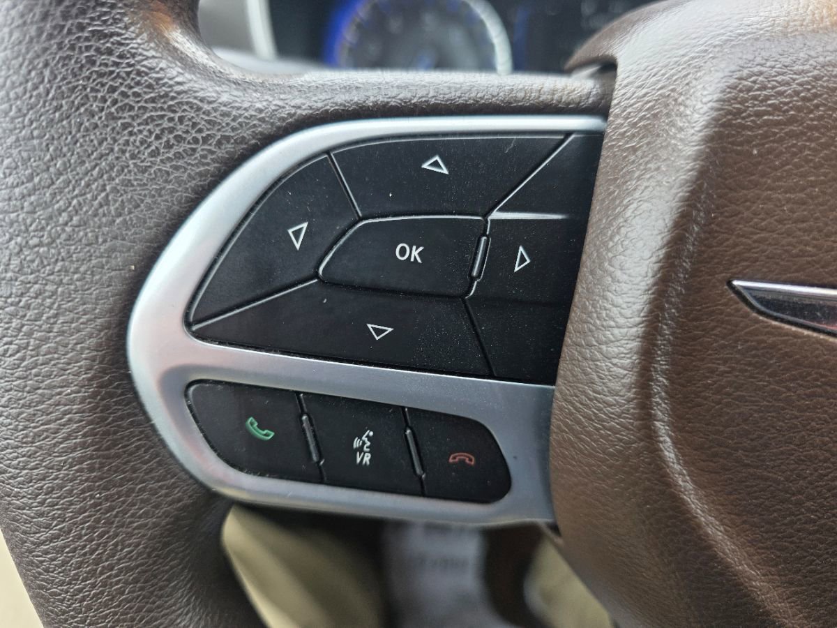 Used 2021 Chrysler Voyager Lxi FWD image 34