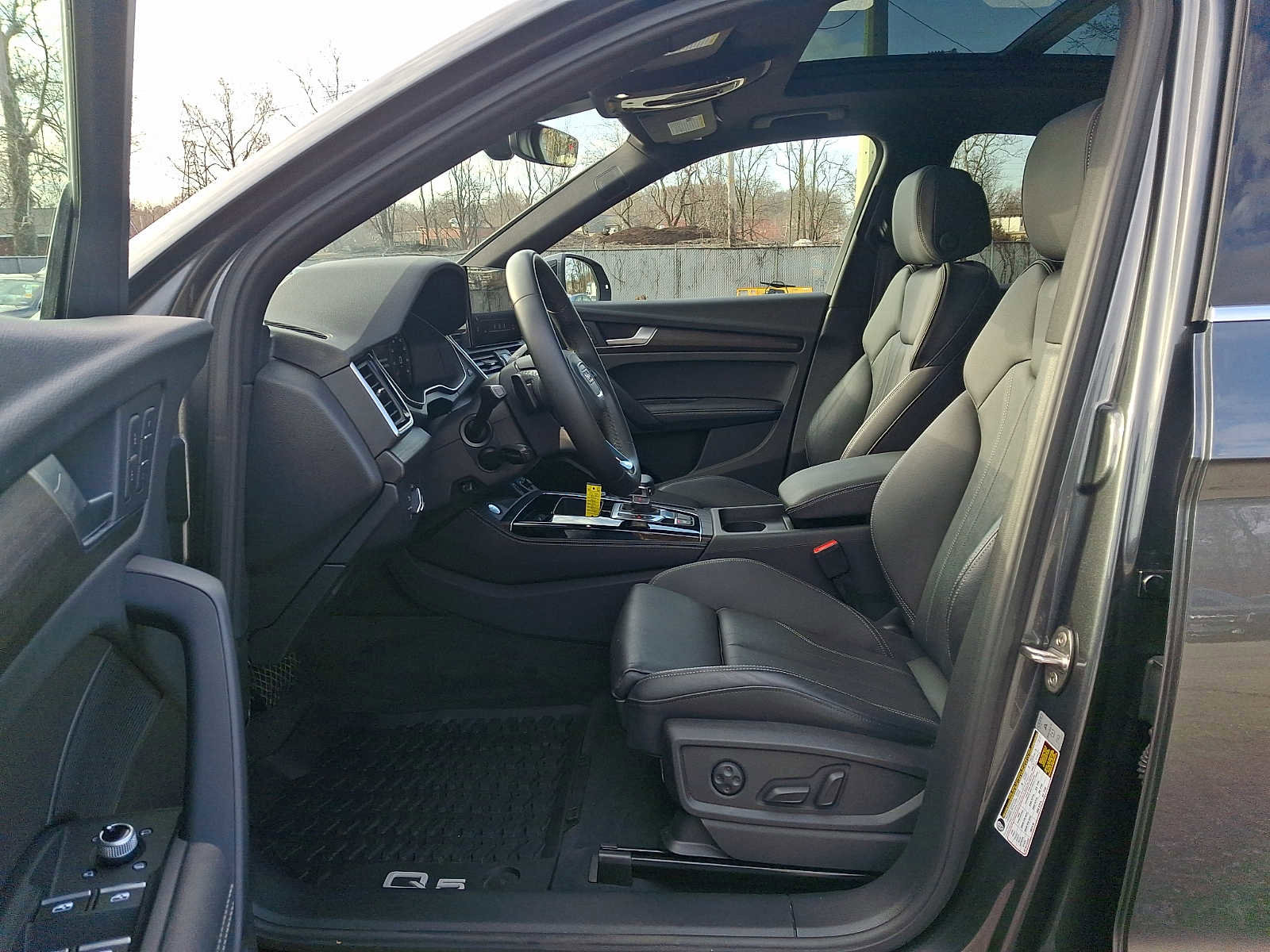 Used 2023 Audi Q5 2.0T Premium Plus image 14