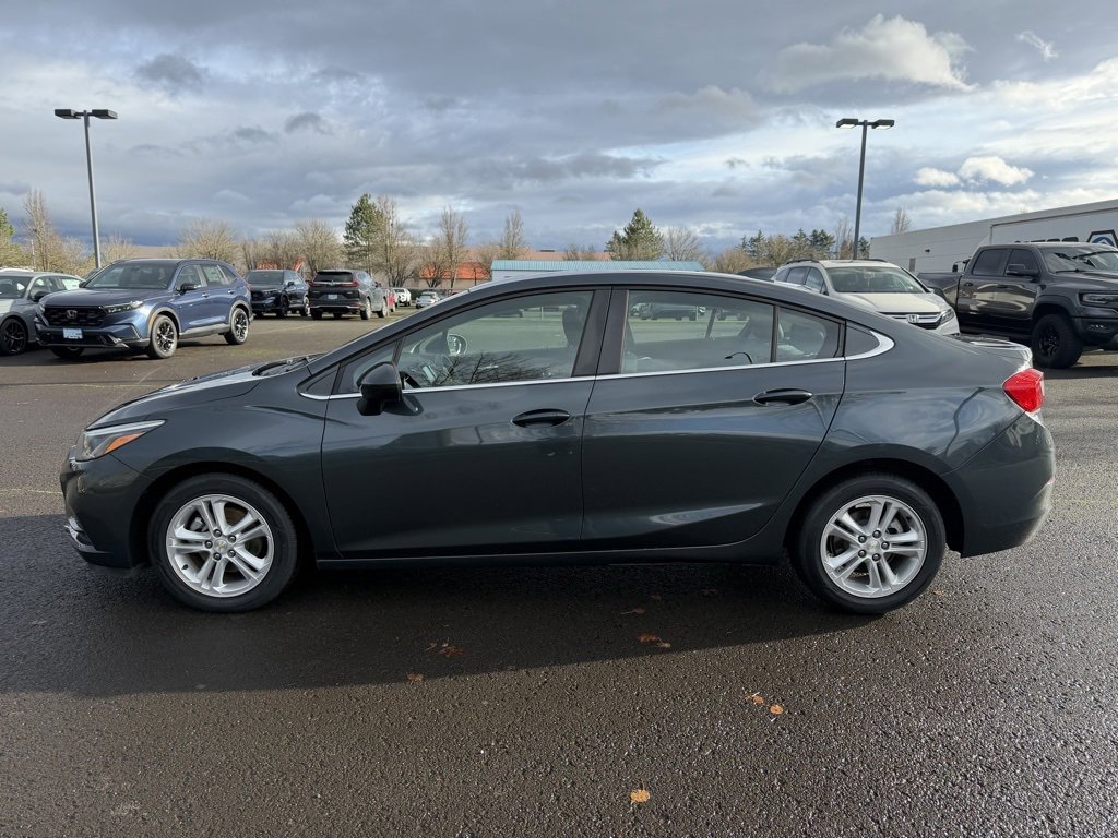 Used 2018 Chevrolet Cruze LT w/ LT Fleet Convenience Package image 5