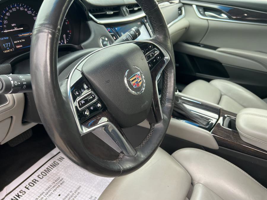 Used 2013 Cadillac XTS Luxury w/ Driver Awareness Package image 15