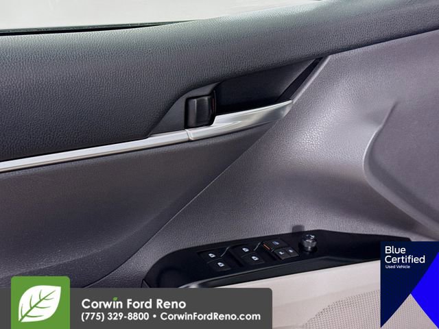 Used 2019 Toyota Camry SE image 20