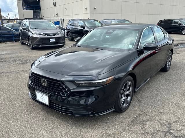 Certified 2024 Honda Accord EX-L image 1