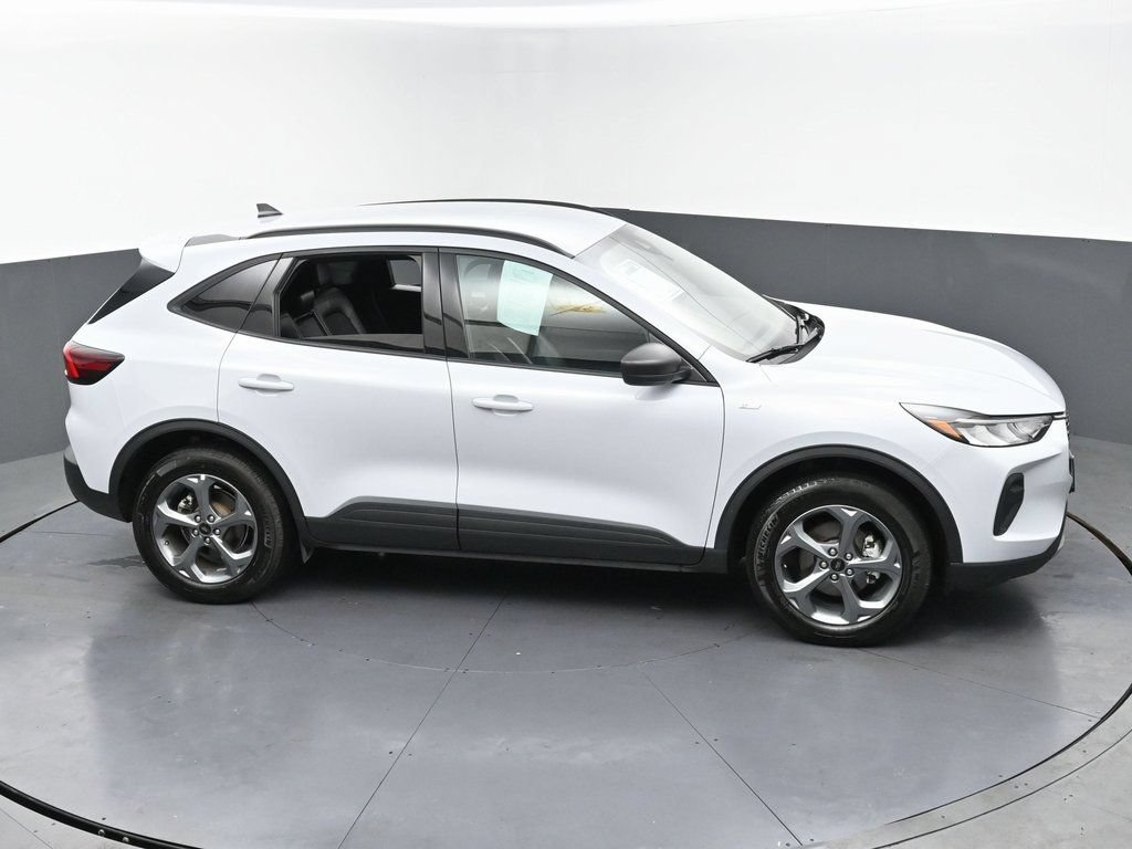 Used 2025 Ford Escape ST-Line AWD/4WD image 47