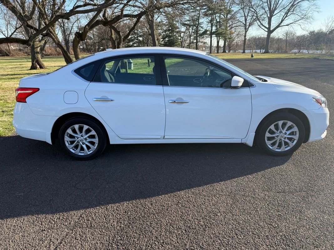 Used 2019 Nissan Sentra SV w/ Exterior Package image 6