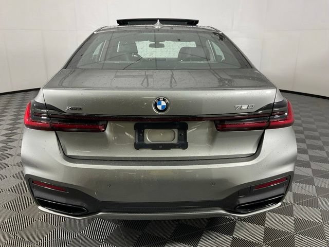 Used 2022 BMW 750i xDrive w/ Executive Package AWD/4WD image 5