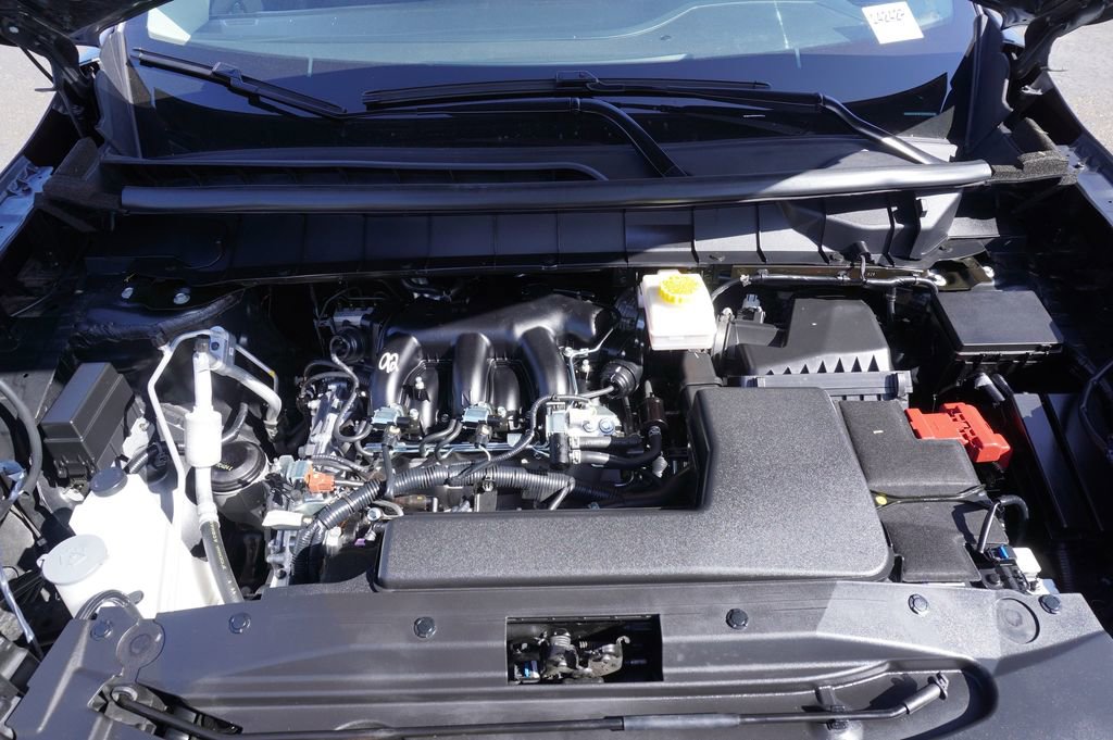 Certified 2025 Nissan Pathfinder SV AWD/4WD image 7