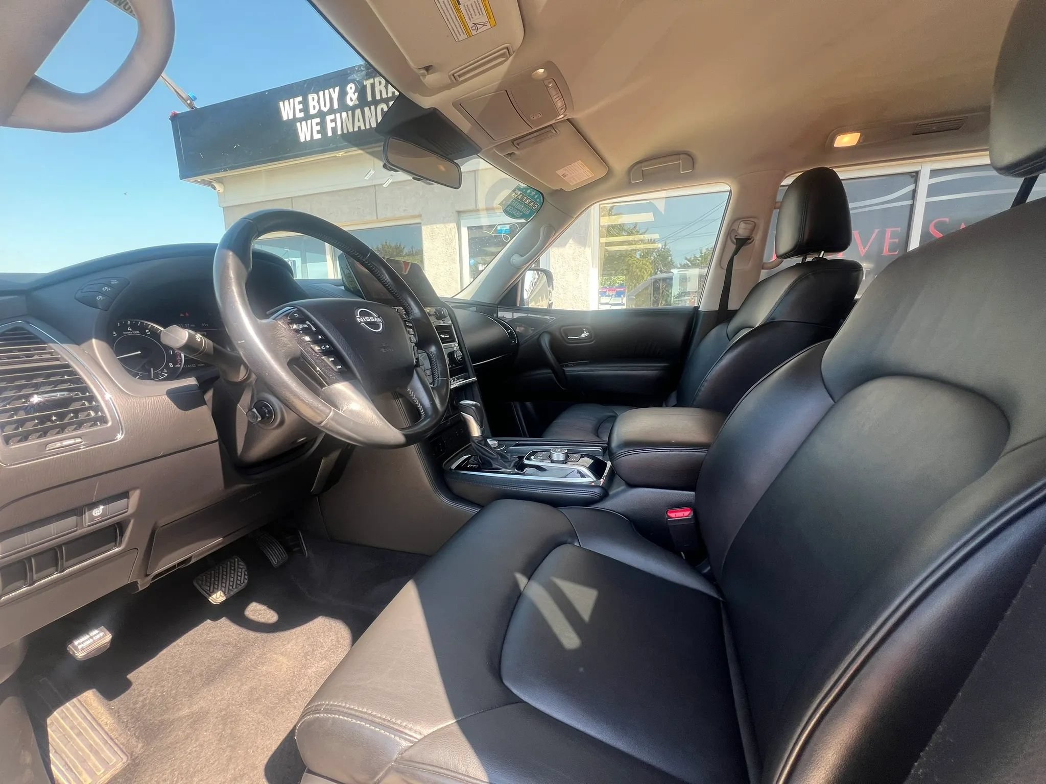 Used 2021 Nissan Armada SV AWD/4WD image 12