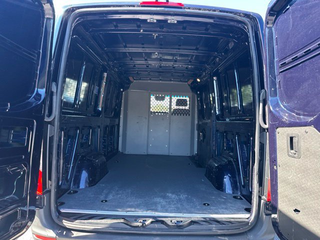 Used 2023 Mercedes-Benz Sprinter 2500 image 23