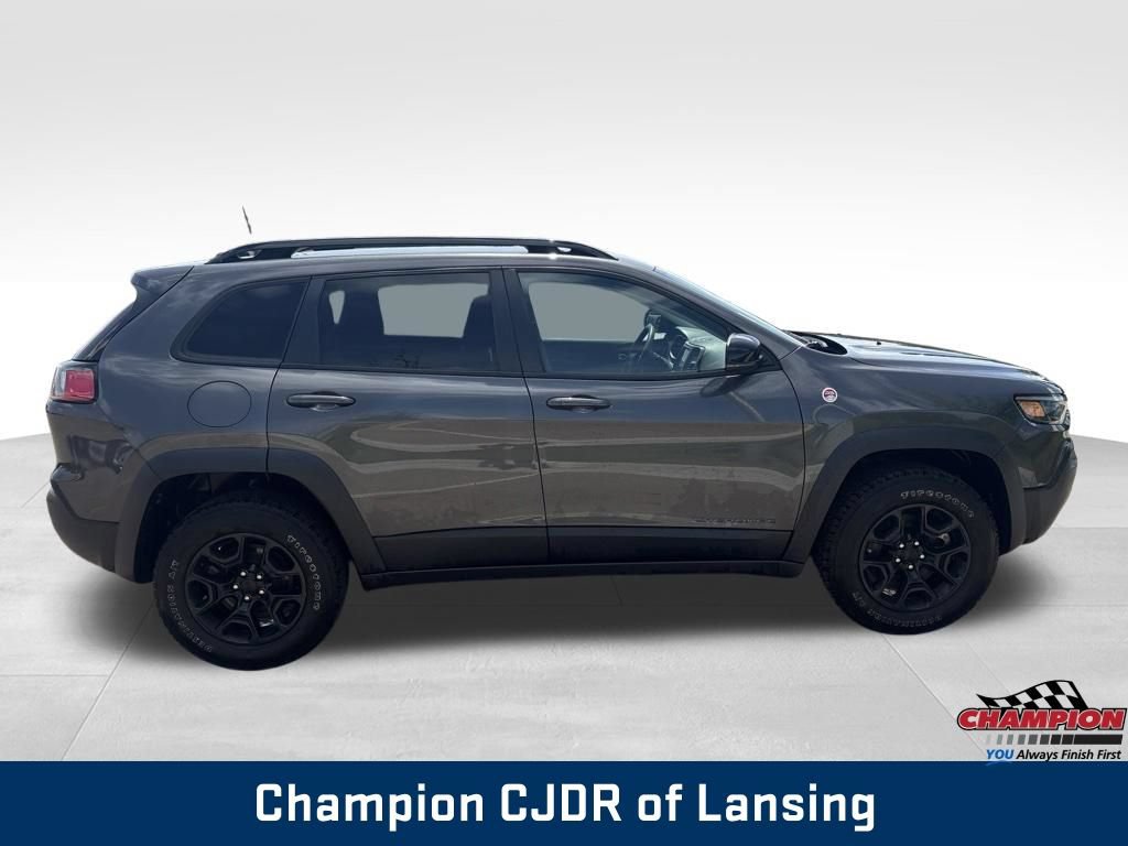 Used 2022 Jeep Cherokee Trailhawk w/ Trailer Tow Group AWD/4WD image 7