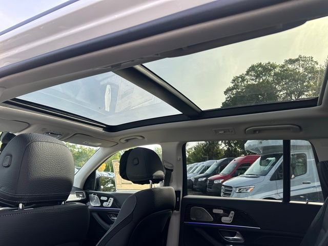 New 2026 Mercedes-Benz GLS 450 4MATIC image 41