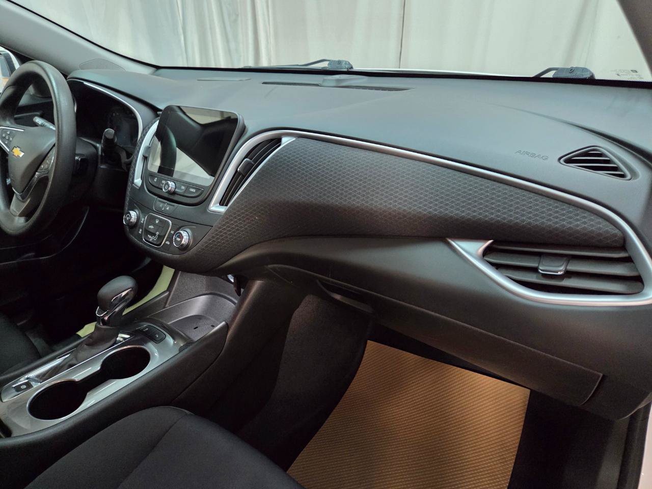 Used 2023 Chevrolet Malibu LS w/ Driver Confidence Package FWD image 20