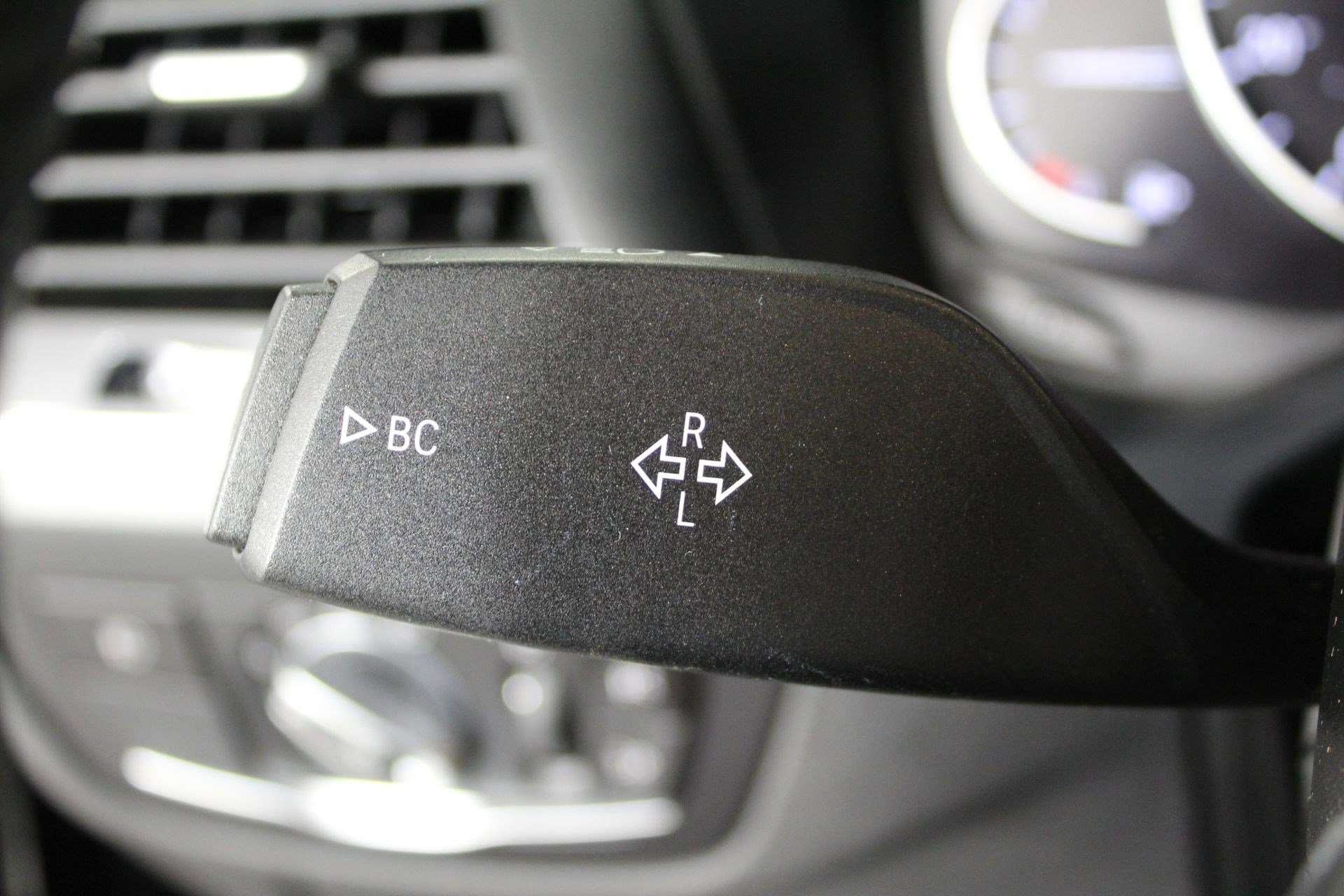 Used 2020 BMW X3 sDrive30i w/ Convenience Package image 30