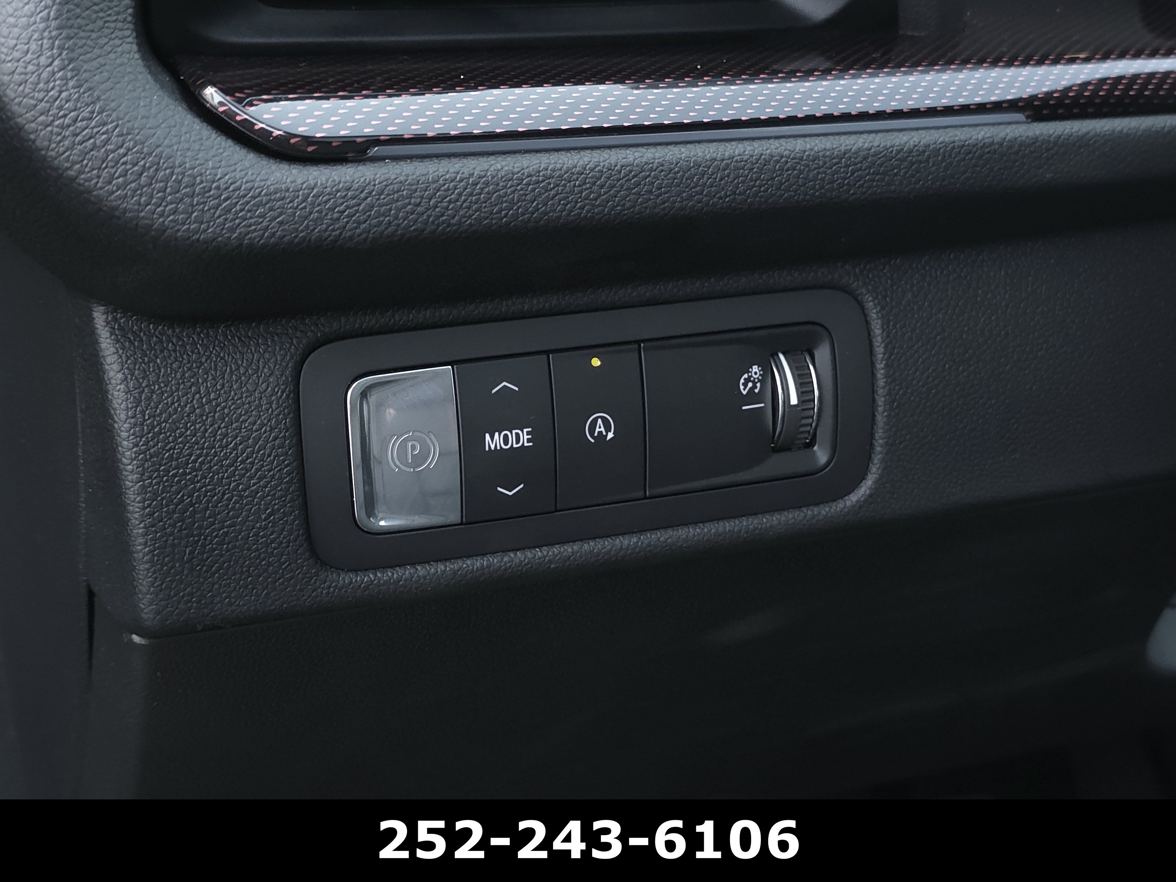 Used 2026 Chevrolet Traverse RS FWD image 30
