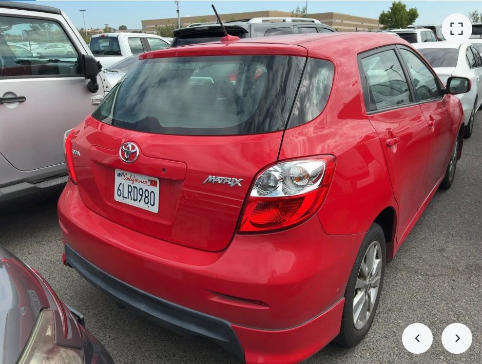 Used 2010 Toyota Matrix FWD image 4