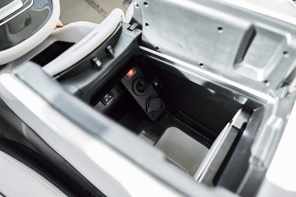 Used 2021 Mercedes-Benz Metris Passenger w/ Premium Safety Package image 83