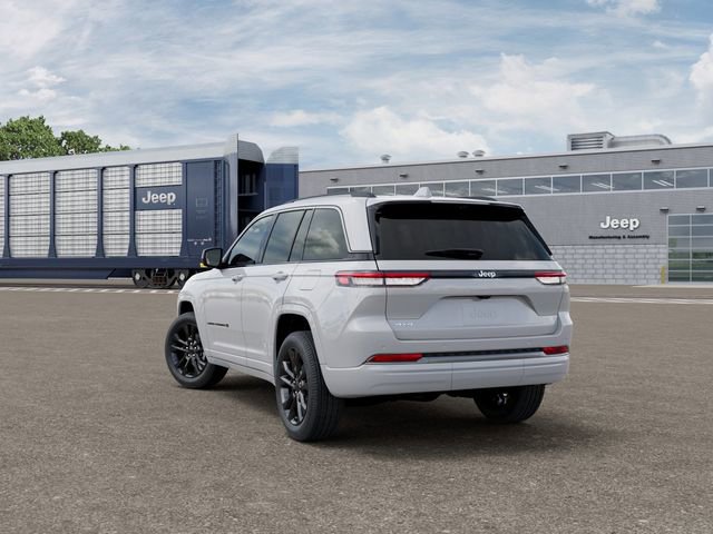 New 2026 Jeep Grand Cherokee Limited Reserve AWD/4WD image 3