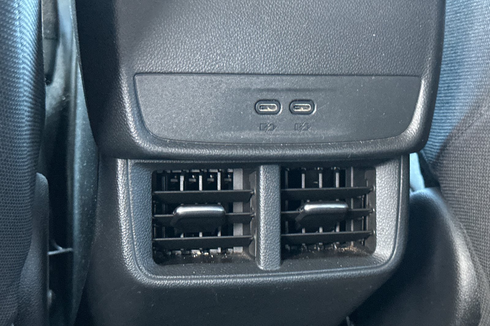 Used 2025 Chevrolet Equinox LT AWD/4WD image 40