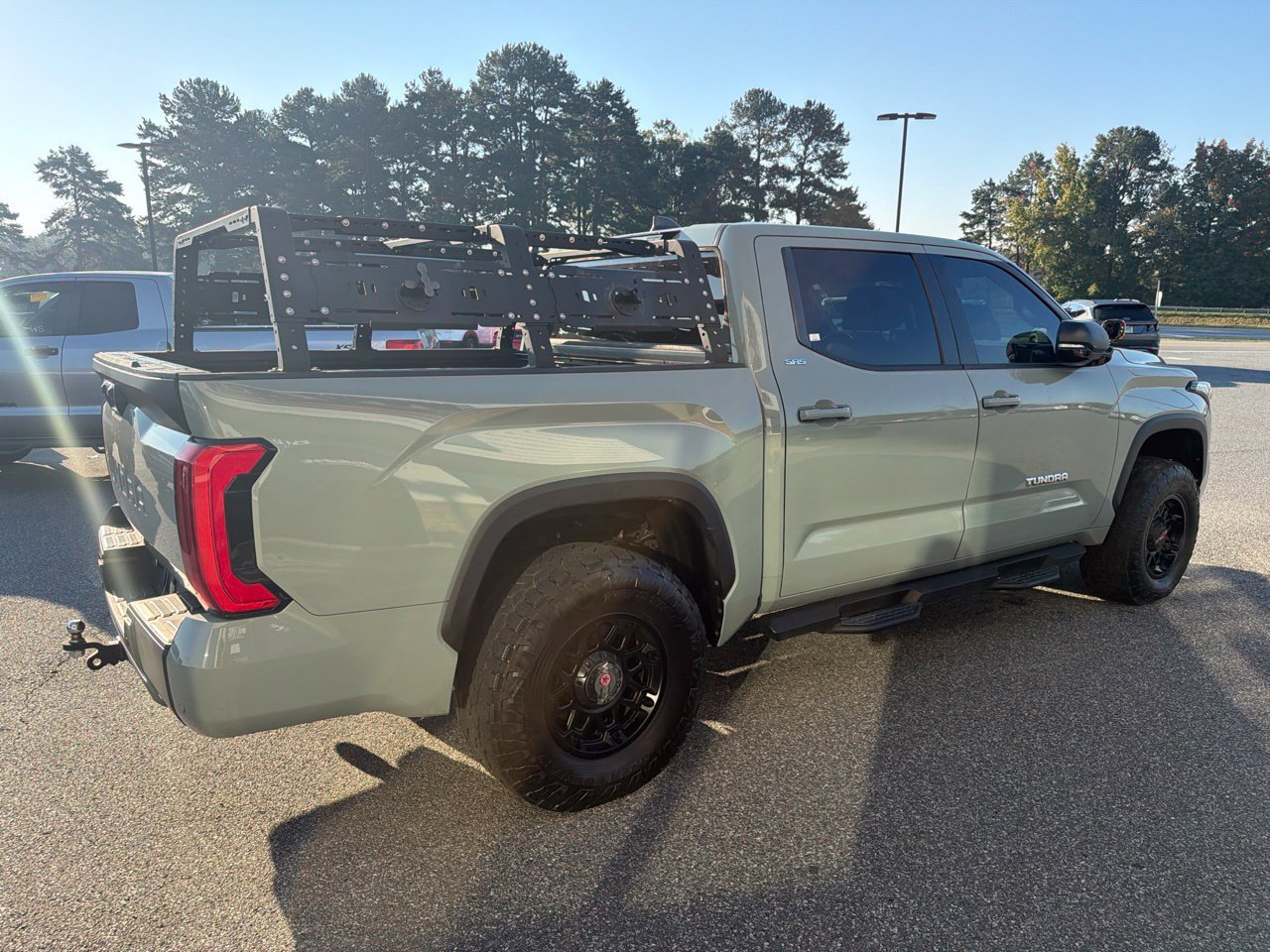Used 2025 Toyota Tundra SR5 w/ SR5 Premium Package AWD/4WD image 10