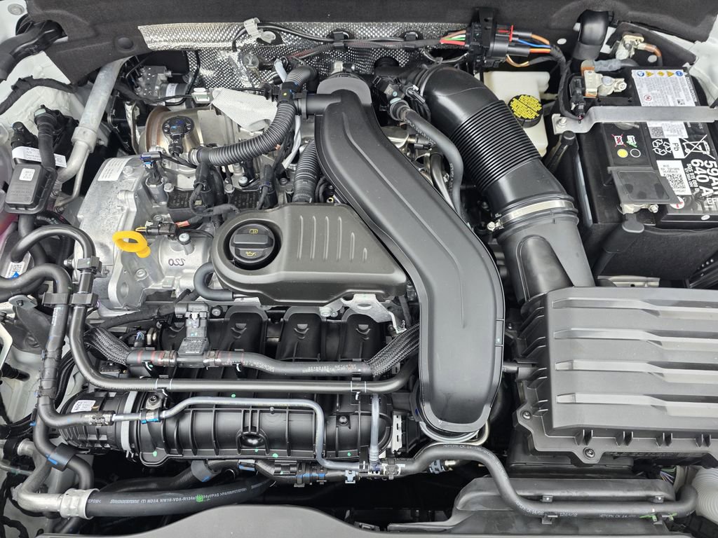 New 2026 Volkswagen Taos SE FWD image 26