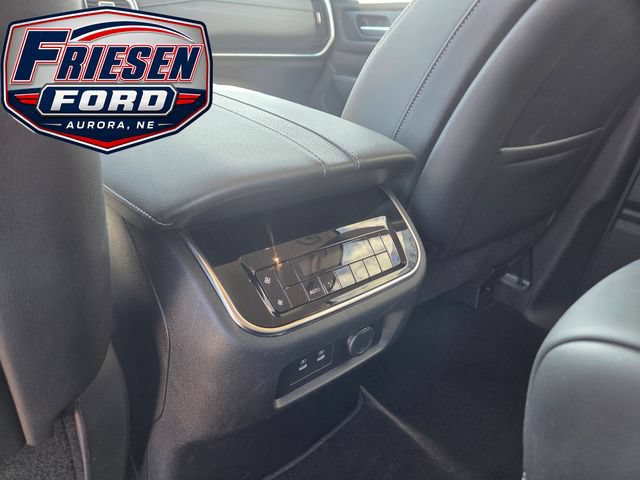 Used 2026 Nissan Armada SV AWD/4WD image 23