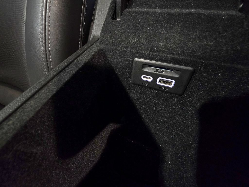 Used 2021 Cadillac XT6 Premium Luxury FWD image 39