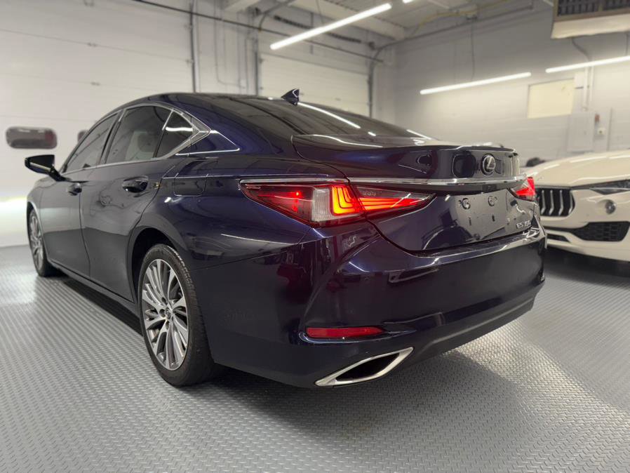 Used 2019 Lexus ES 350 w/ Premium Package image 11