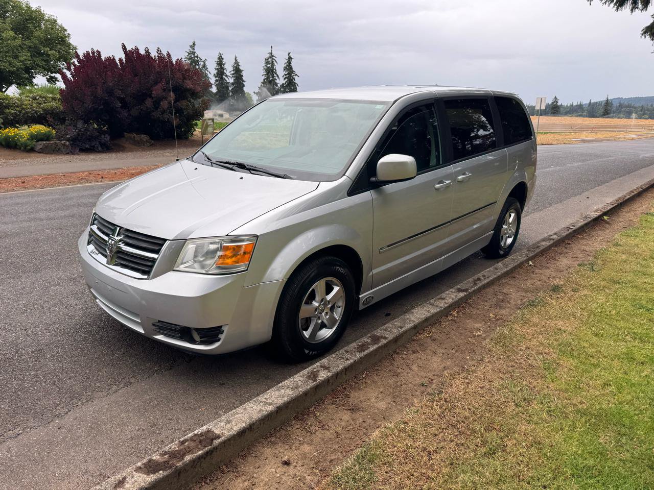 Used 2008 Dodge Grand Caravan SXT FWD image 6