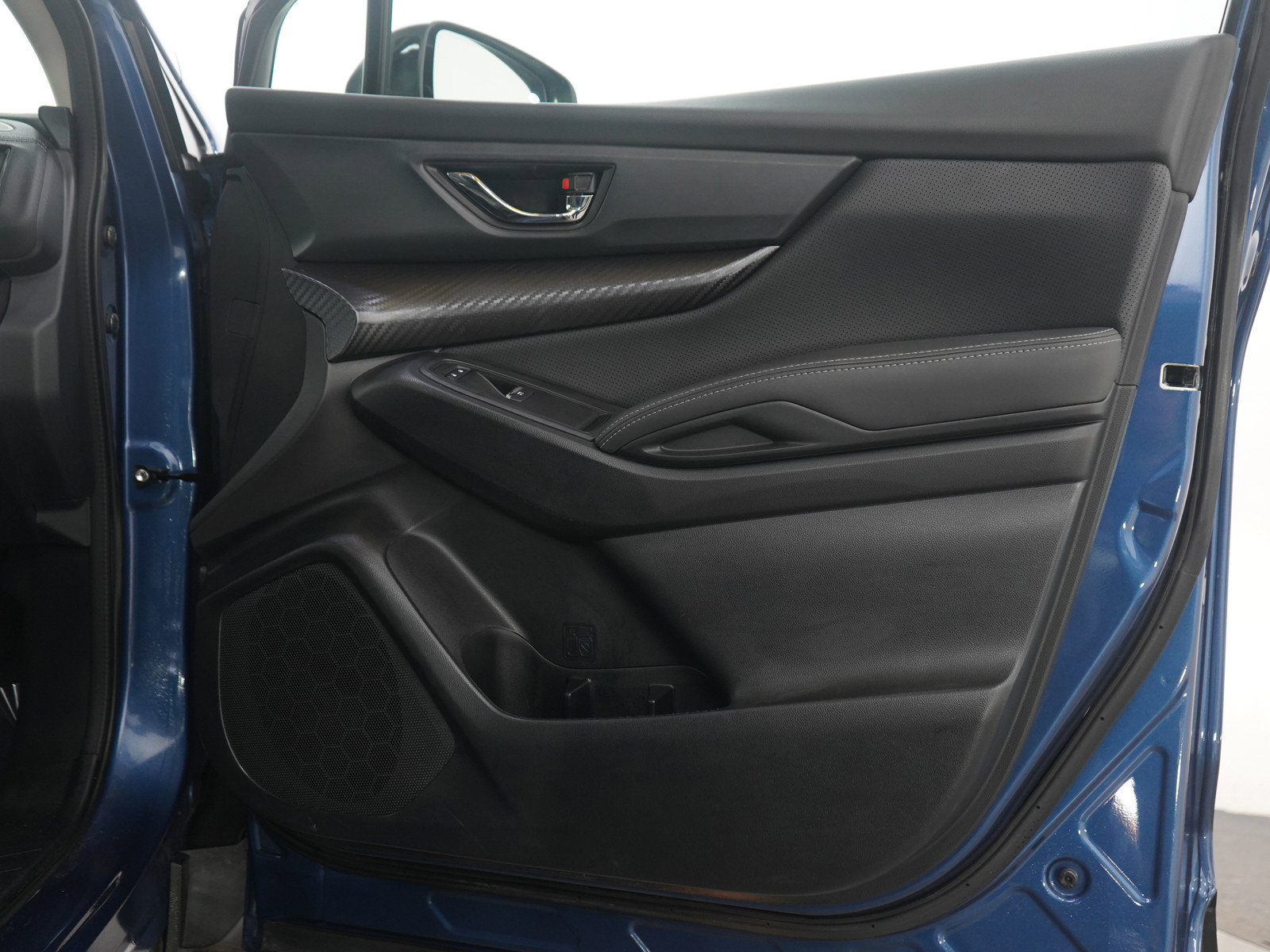 Used 2022 Subaru Ascent Onyx Edition image 9