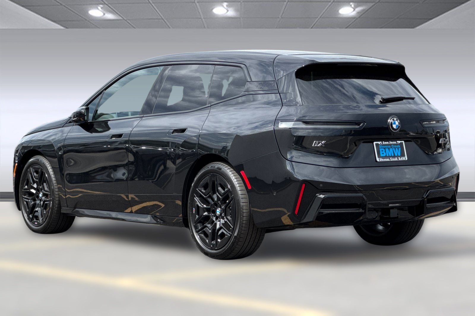 New 2026 BMW iX M70 image 3