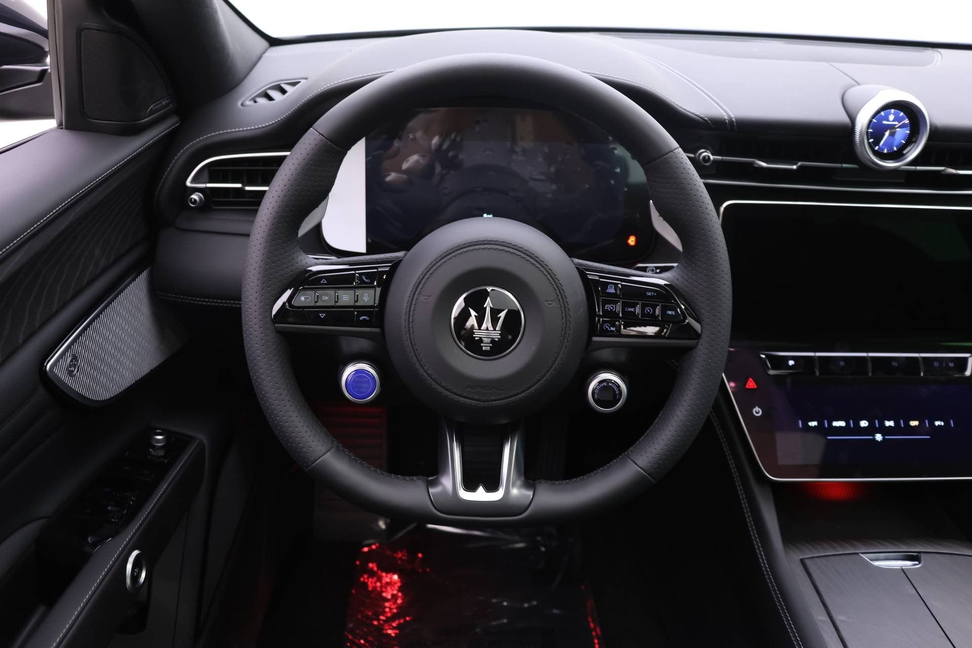 New 2025 Maserati Grecale Modena AWD/4WD image 13