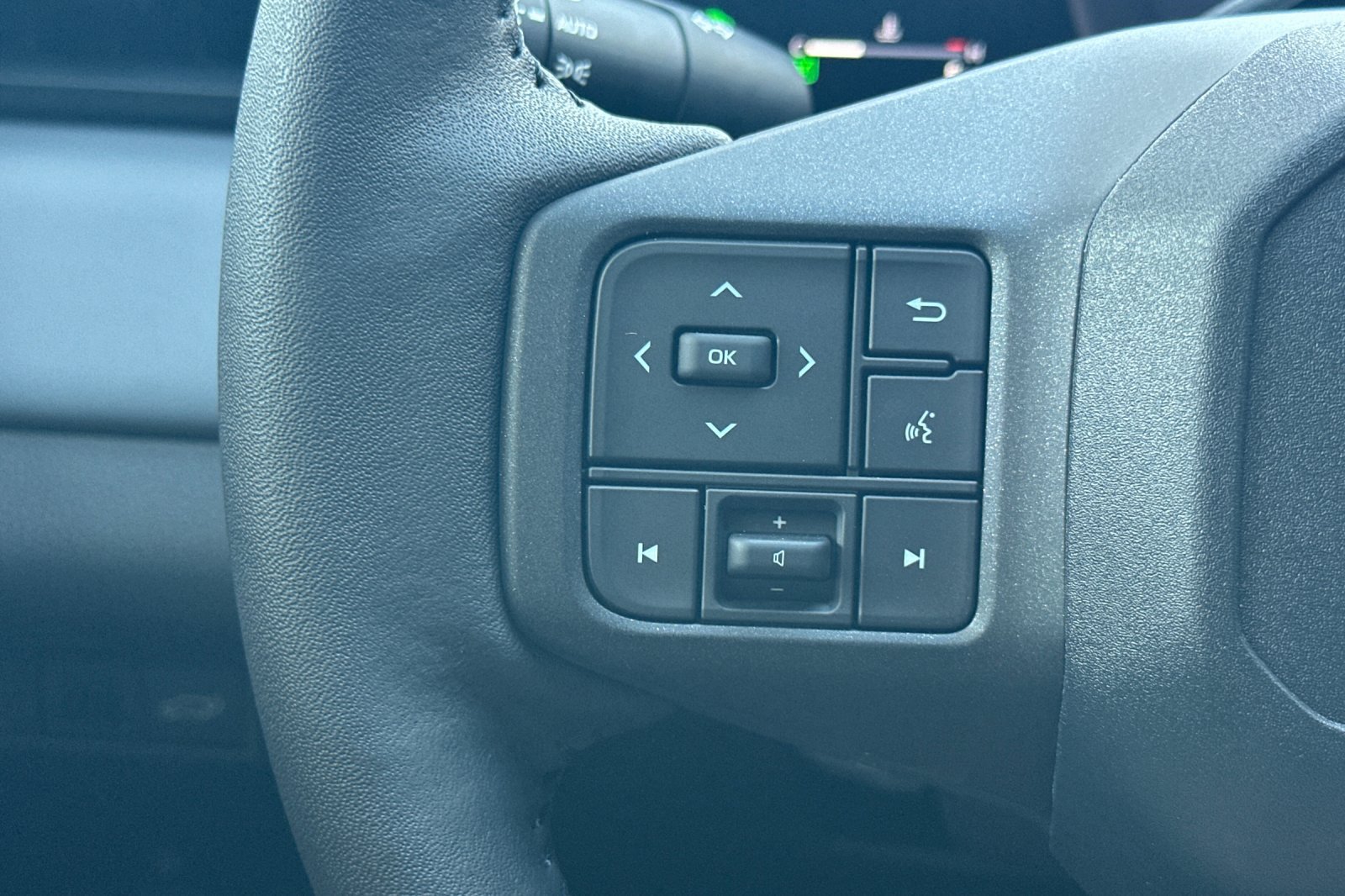 New 2026 Toyota RAV4 XSE AWD/4WD image 25
