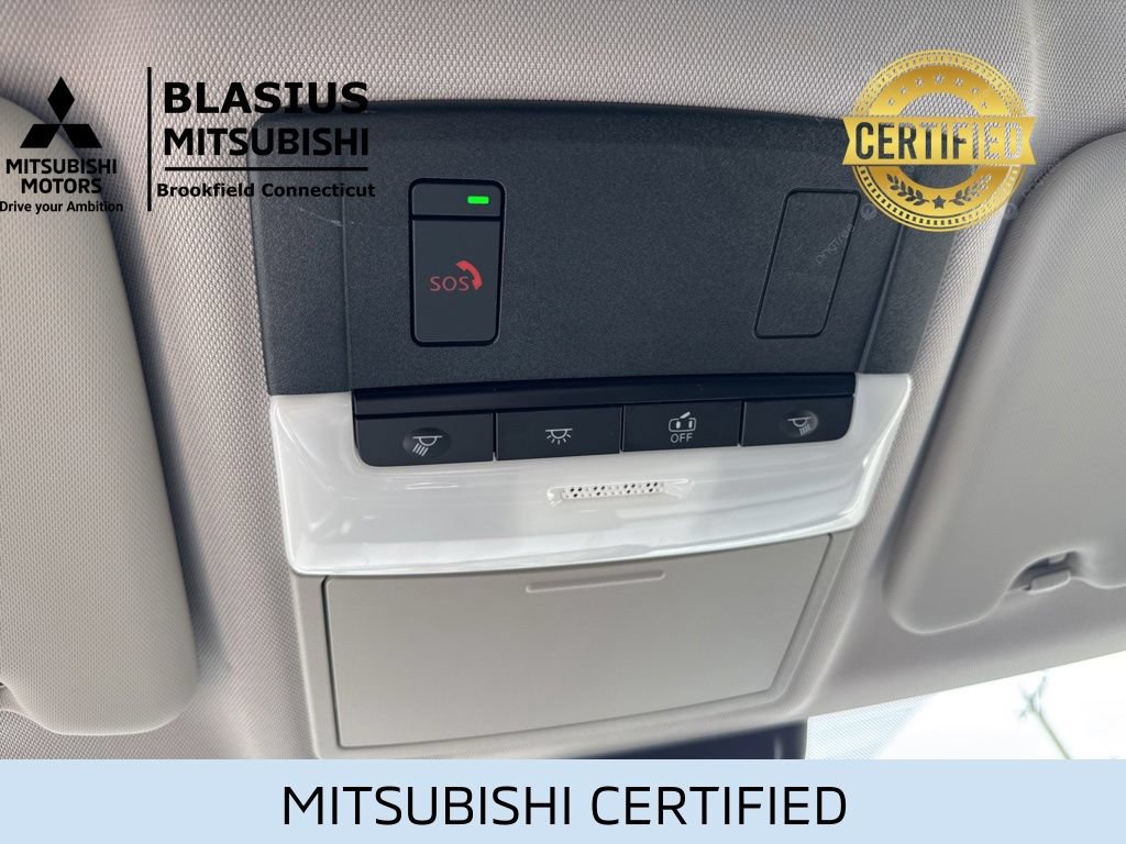 Used 2023 Mitsubishi Outlander 4WD Plug-In Hybrid image 28