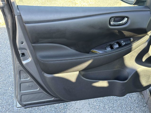 Used 2023 Nissan Leaf SV Plus FWD image 15