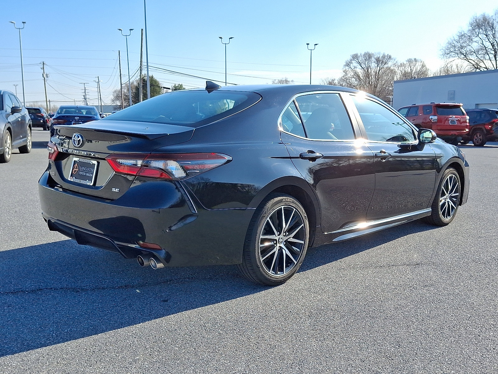 Used 2024 Toyota Camry SE image 7