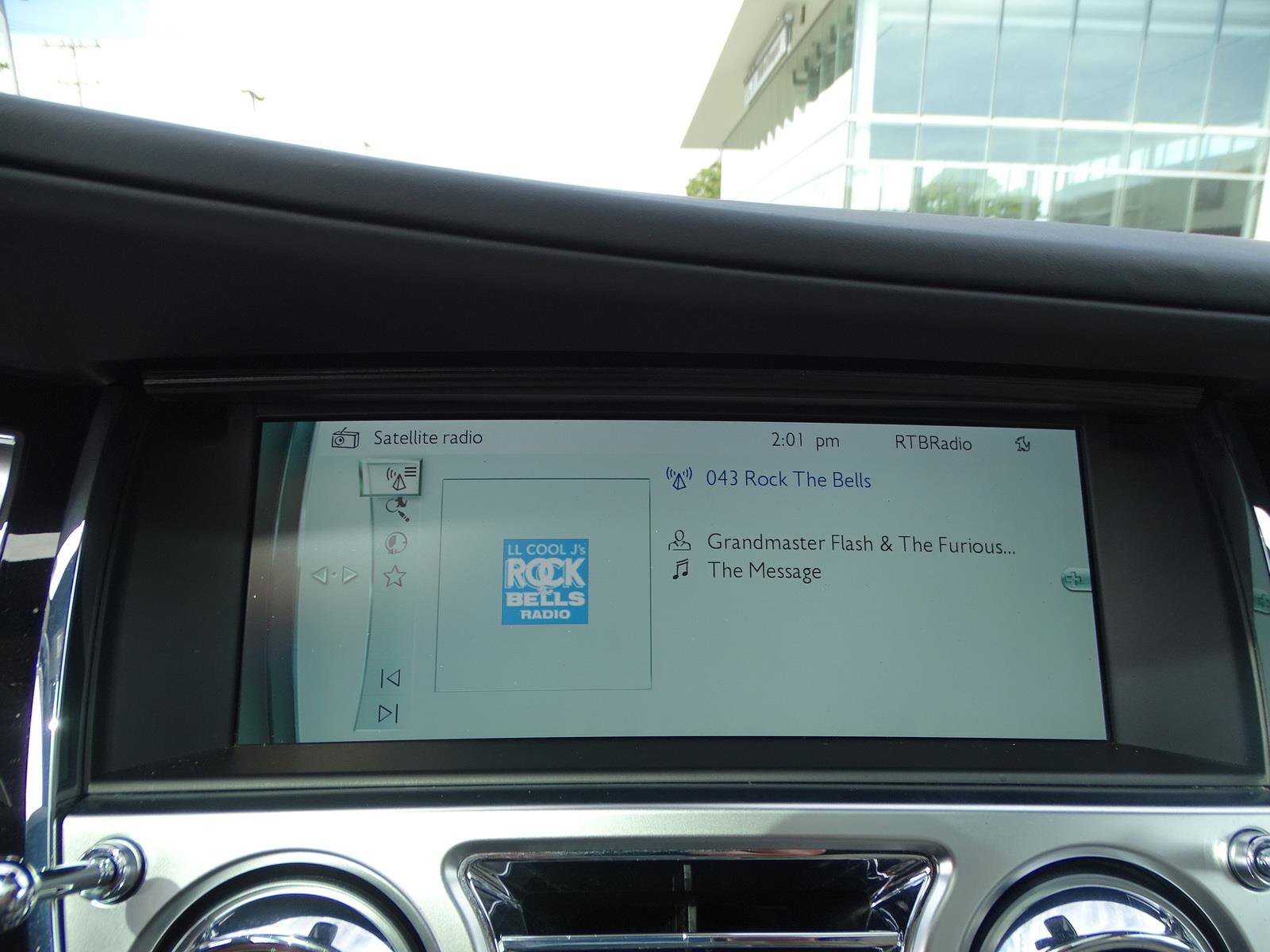 Used 2015 Rolls-Royce Wraith RWD image 21