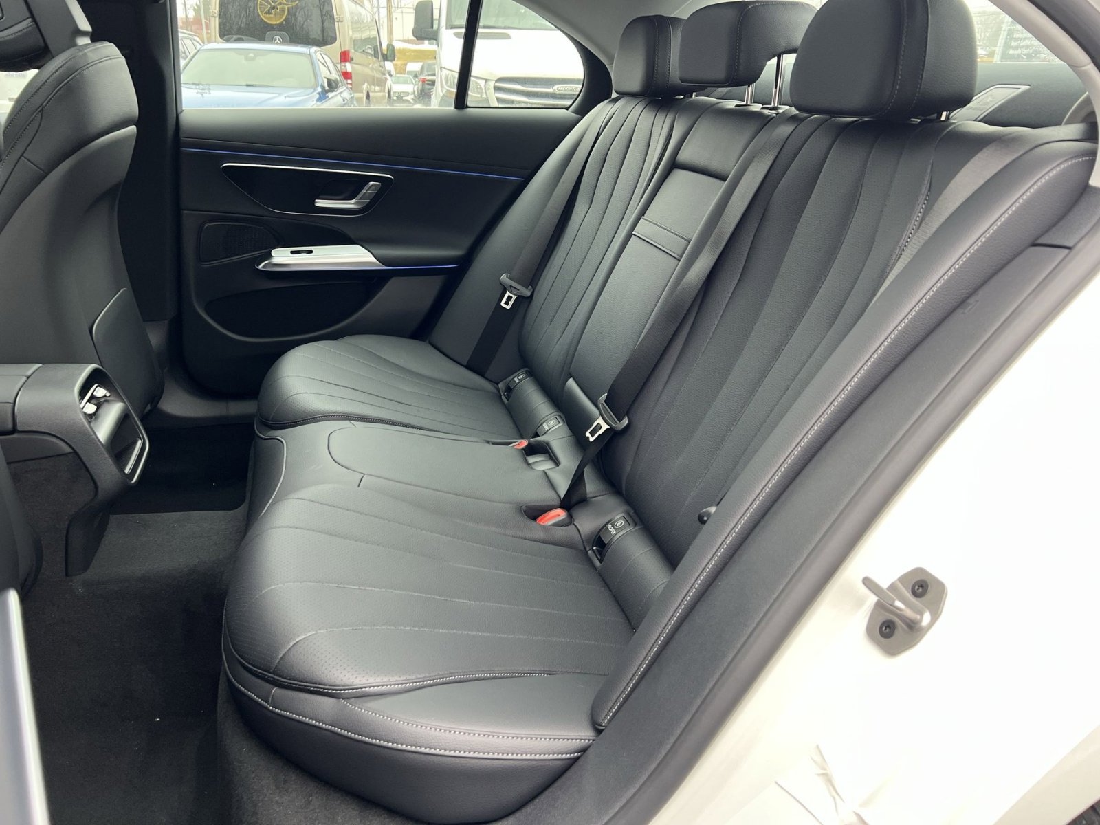 New 2026 Mercedes-Benz E 350 4MATIC Sedan image 23