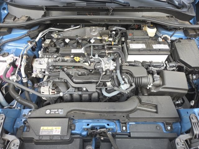 Used 2026 Toyota Corolla Cross XLE FWD image 26
