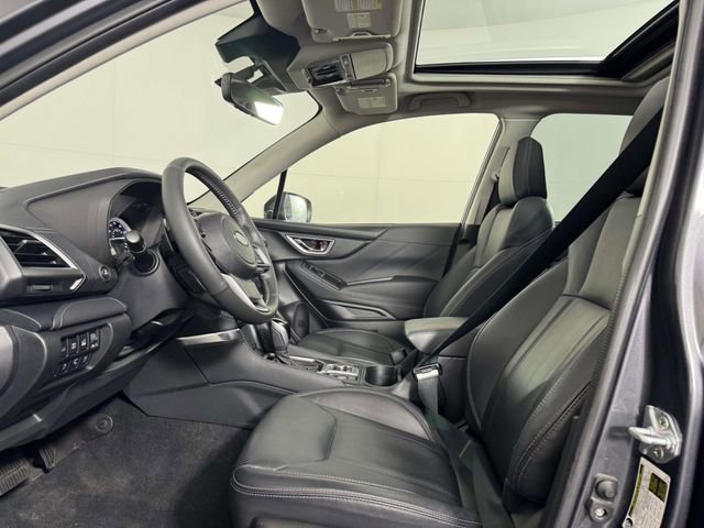Certified 2023 Subaru Forester Touring AWD/4WD image 4