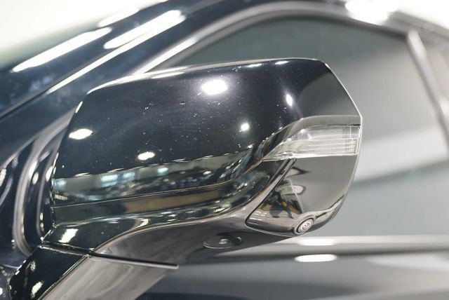 Used 2023 Cadillac Escalade V AWD/4WD image 9