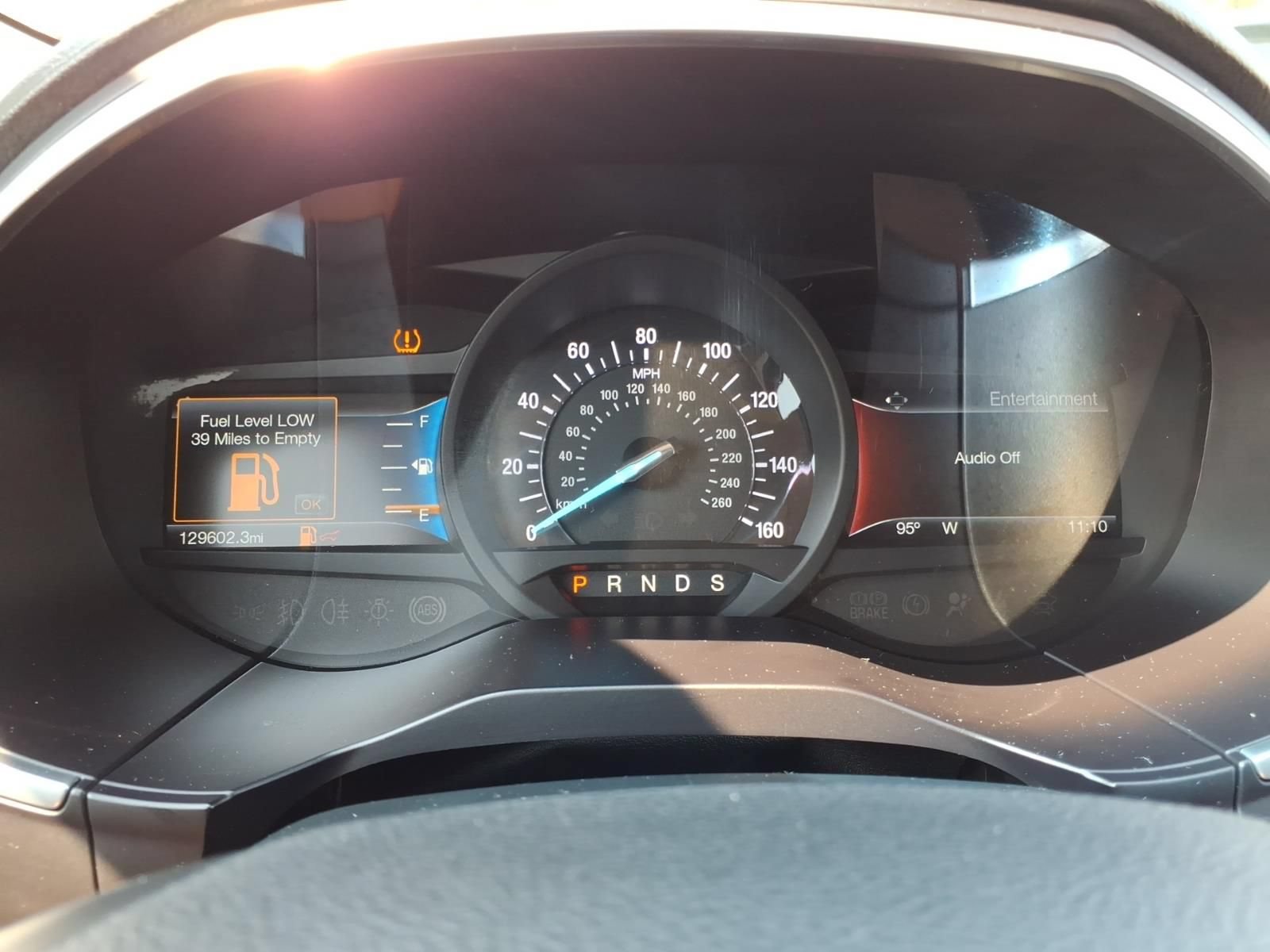 Used 2017 Ford Edge Titanium w/ Equipment Group 301A FWD image 15