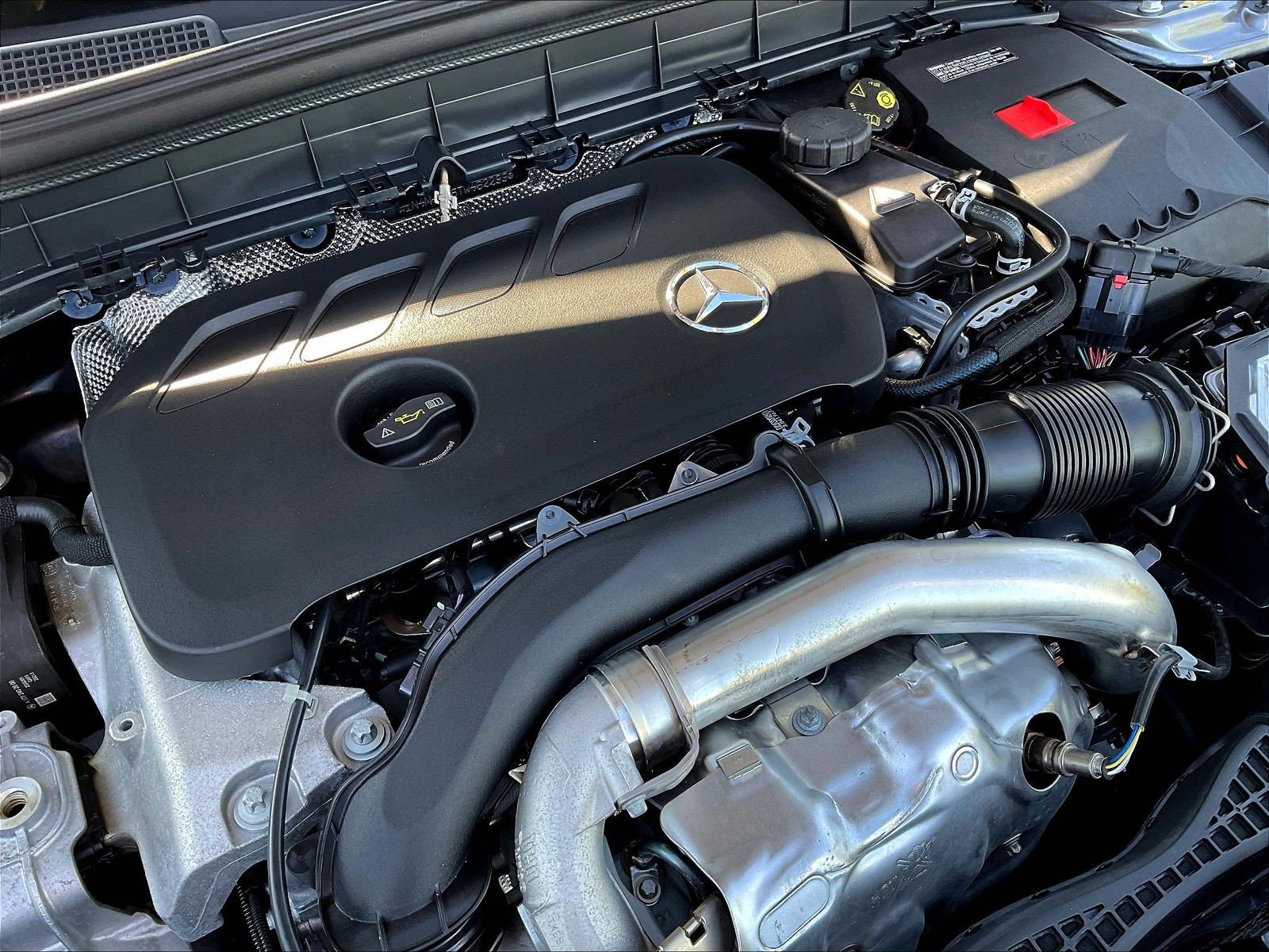 Certified 2026 Mercedes-Benz GLB 250 4MATIC image 31