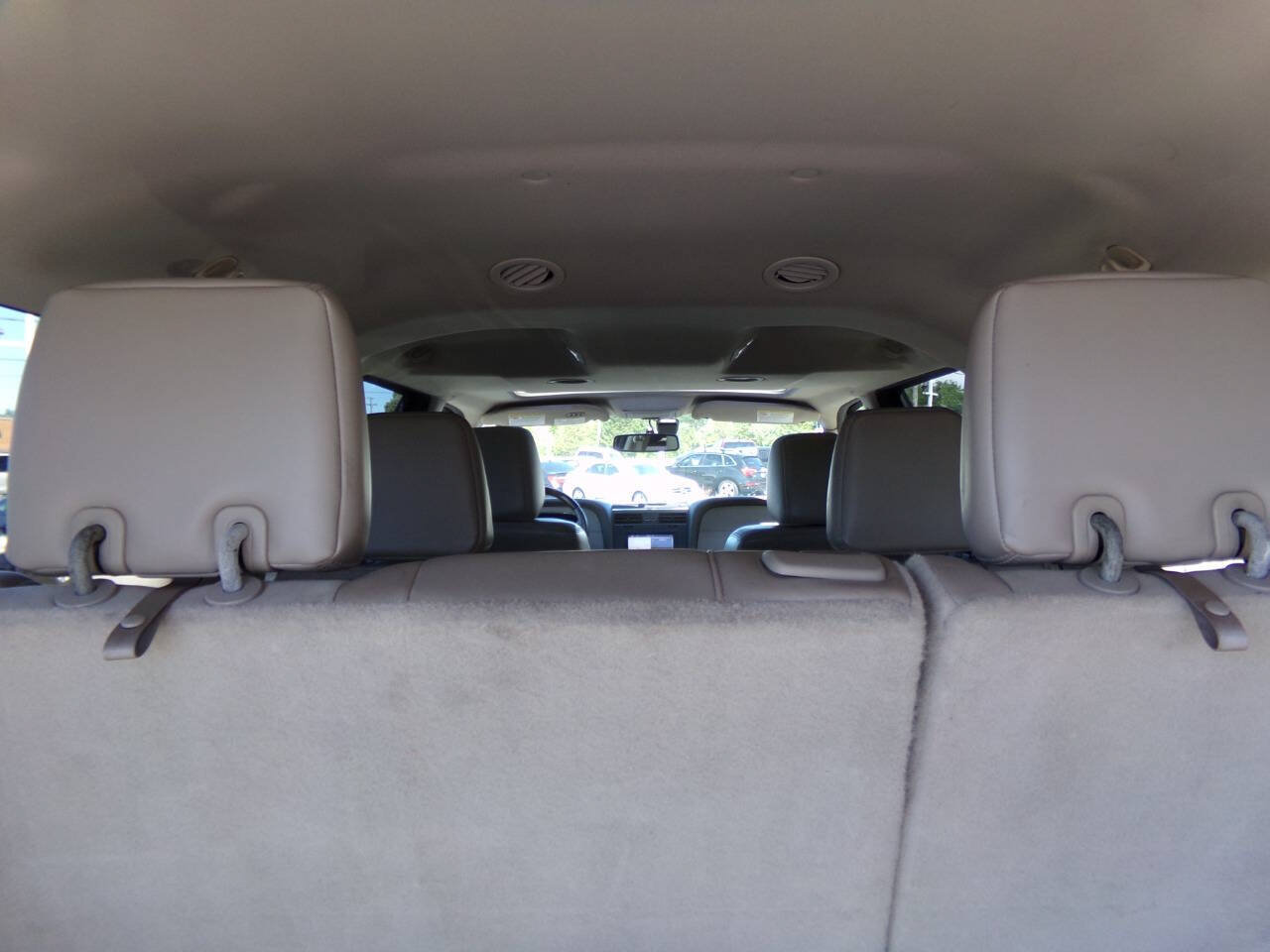 Used 2016 Lincoln Navigator L Select RWD image 23