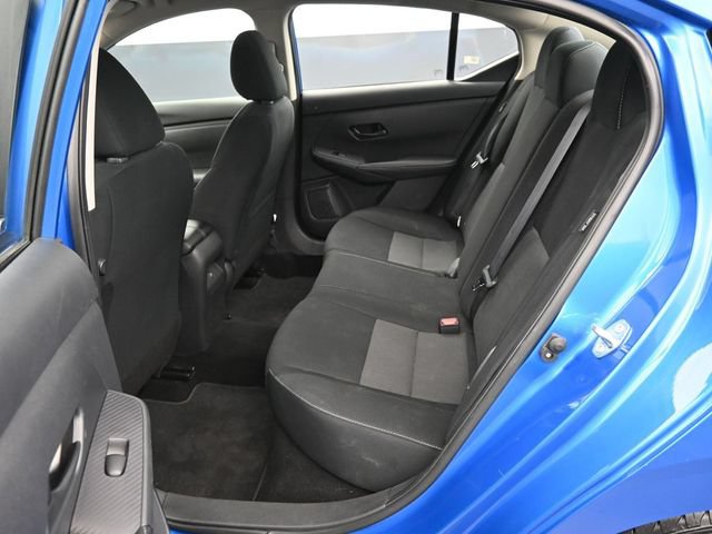 Used 2024 Nissan Sentra SV FWD image 29