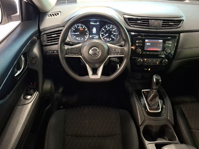 Used 2017 Nissan Rogue S AWD/4WD image 13